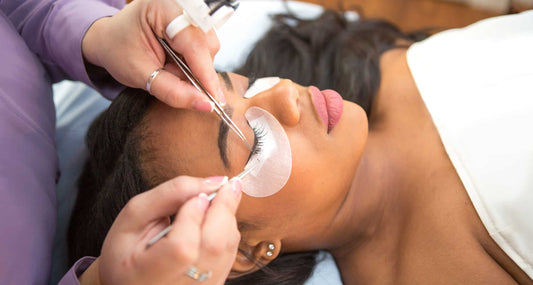 How remove eyelash extensions